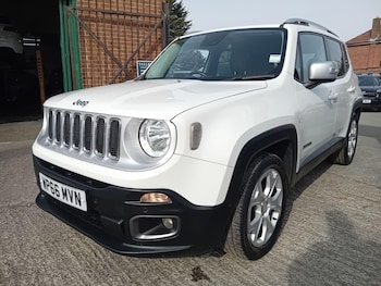 Used Jeep Renegade 2016 for sale - 77969999: Photo