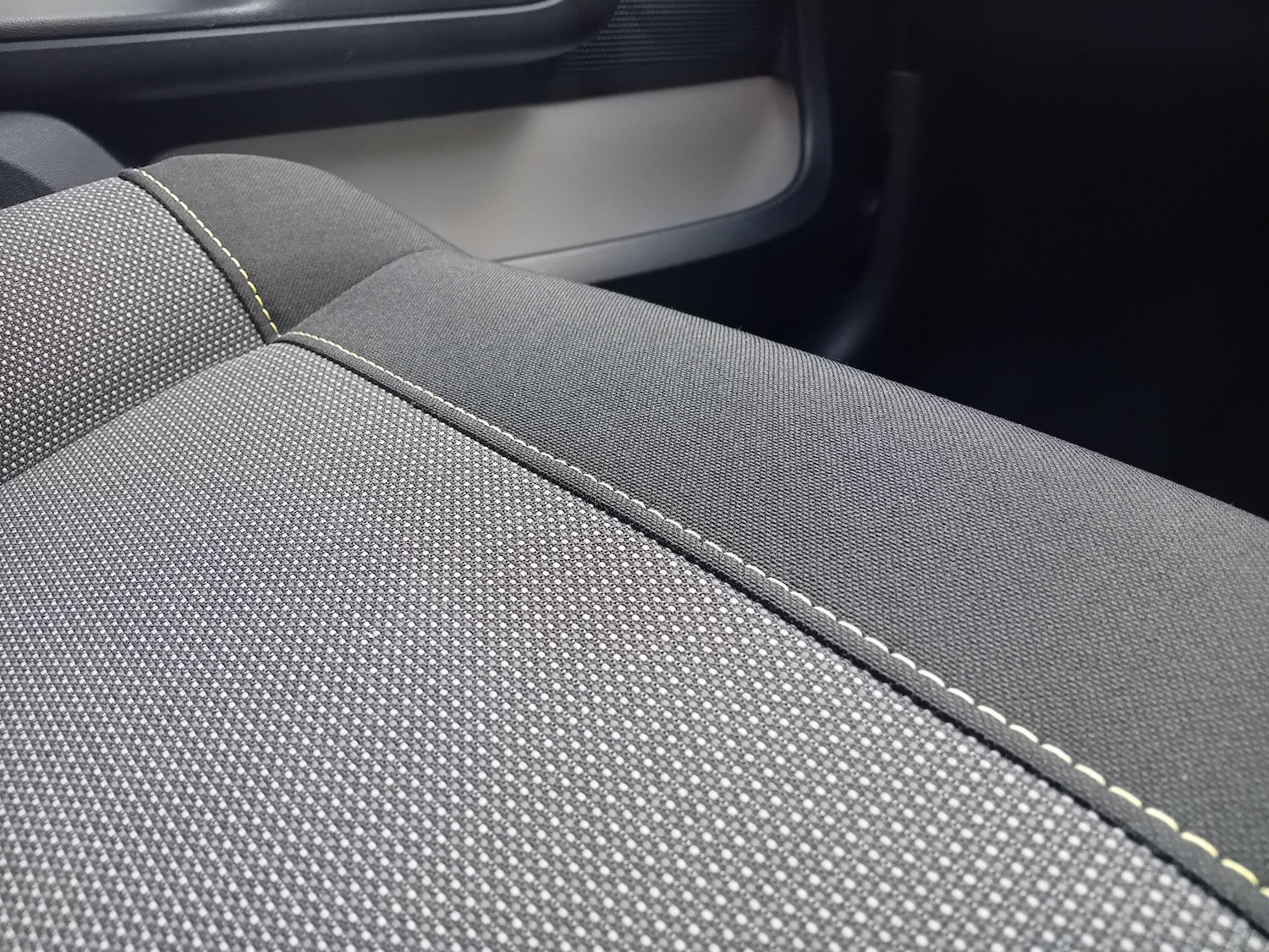 Used Citroen C3 2018 for sale - 76632676: Photo 32