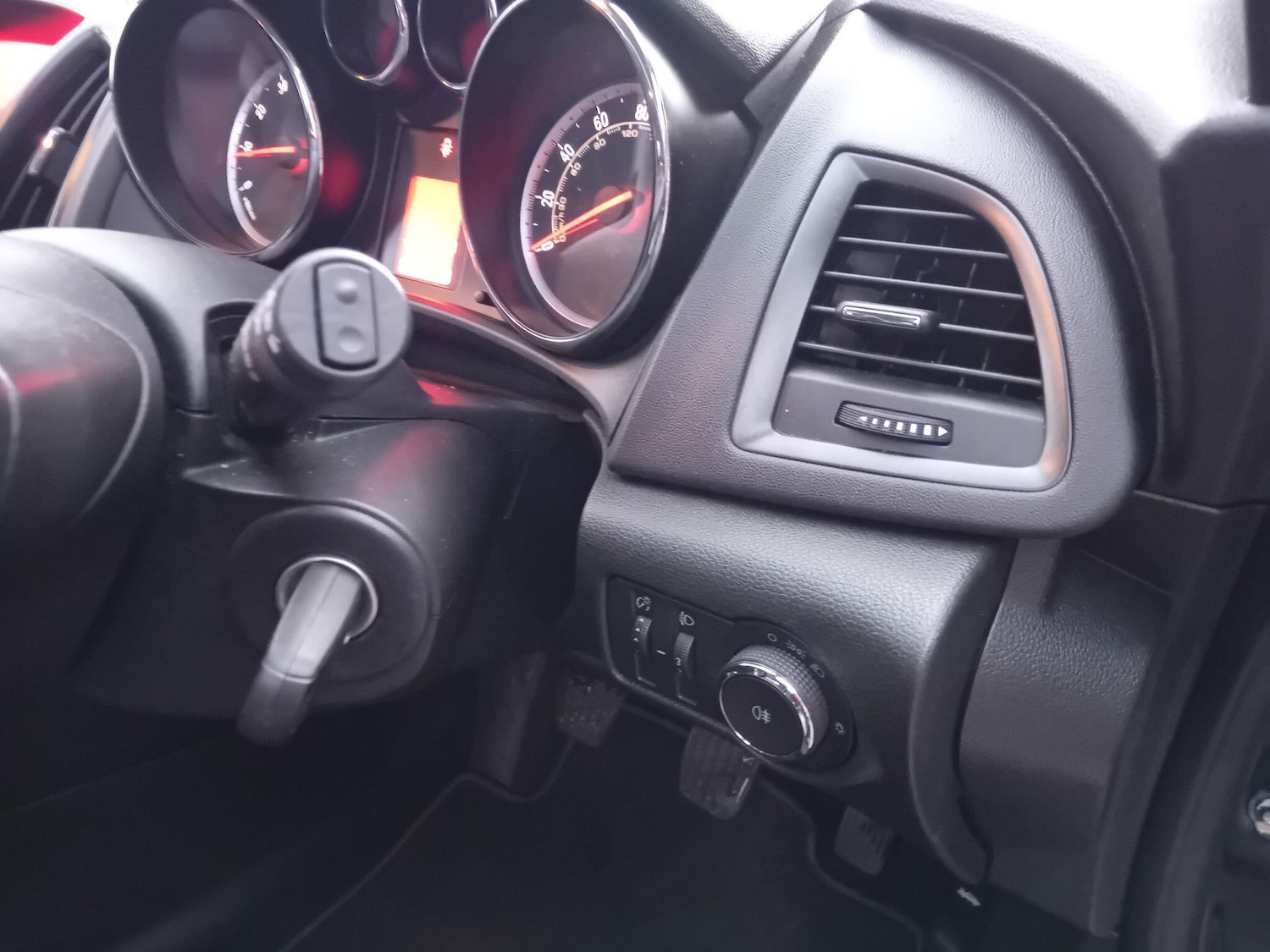 Used Vauxhall Astra 2015 for sale - 77704771: Photo 17