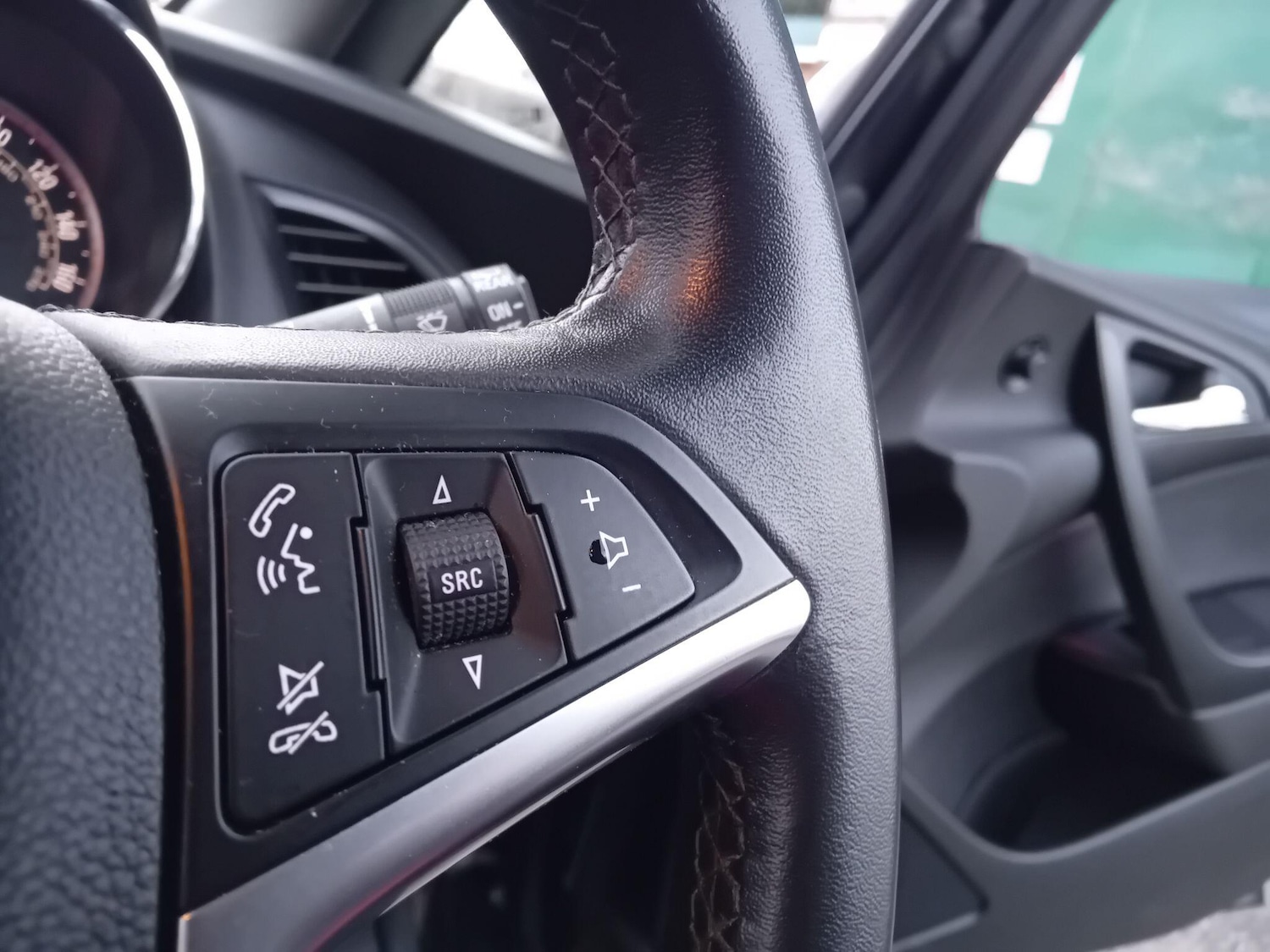 Used Vauxhall Astra 2015 for sale - 77704771: Photo 18