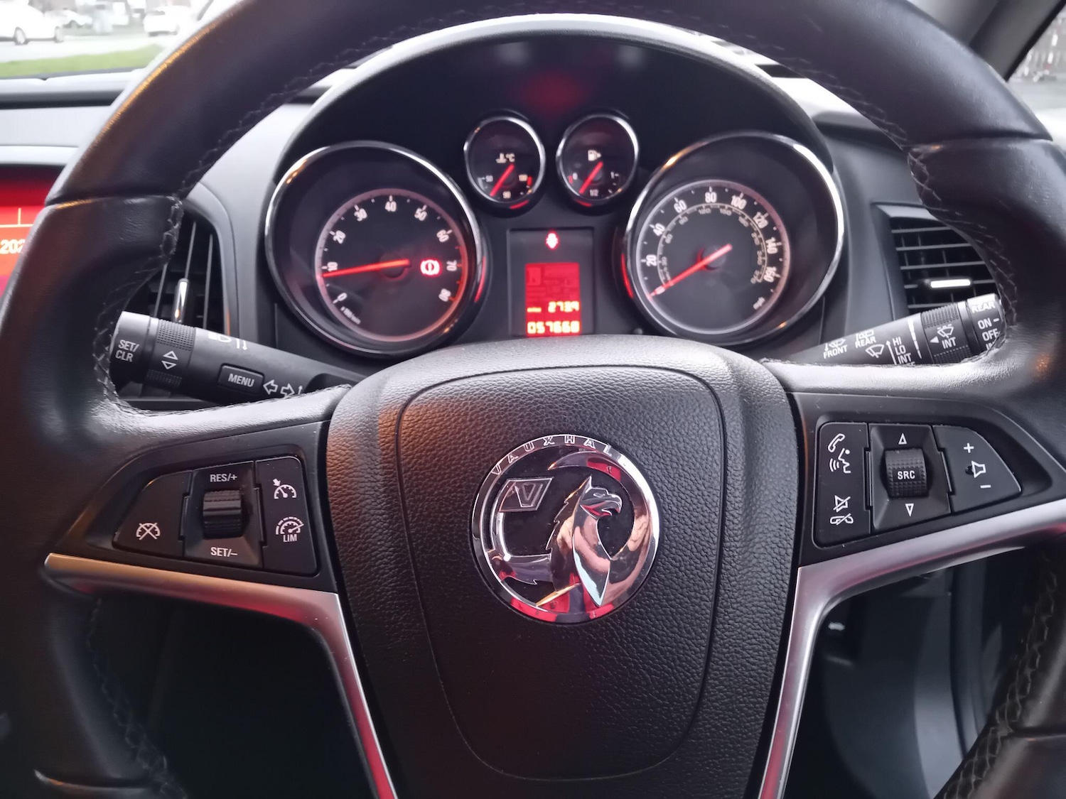 Used Vauxhall Astra 2015 for sale - 77704771: Photo 26