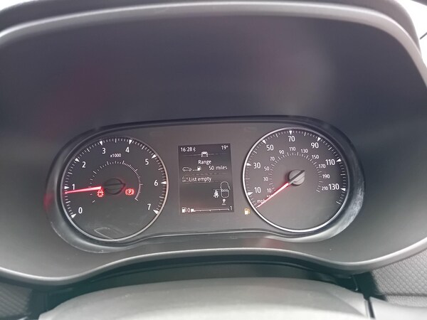 Used Dacia Sandero 2021 for sale - 76121903: Photo 25