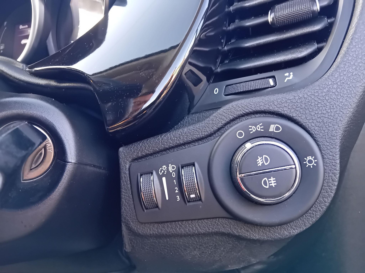 Used Fiat 500X 2016 for sale - 76994101: Photo 28