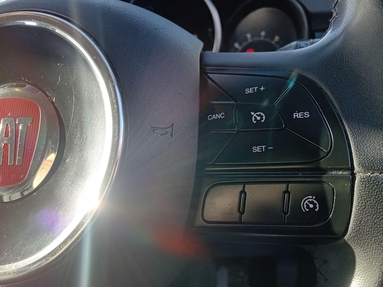 Used Fiat 500X 2016 for sale - 76994101: Photo 32