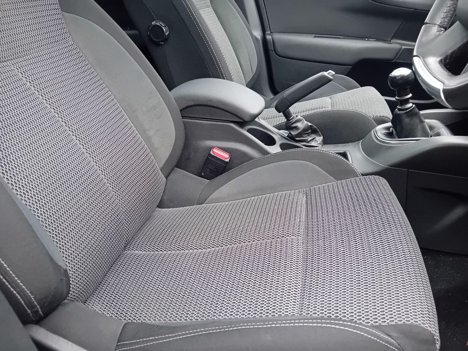 Used Citroen C4 2015 for sale - 77632901: Photo 23