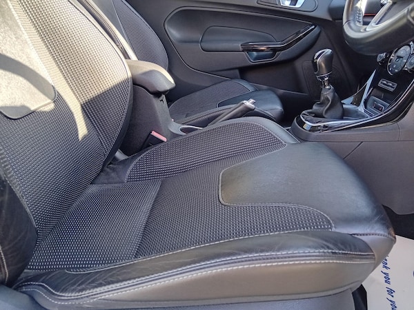 Used Ford Fiesta 2014 for sale - 76200112: Photo 20