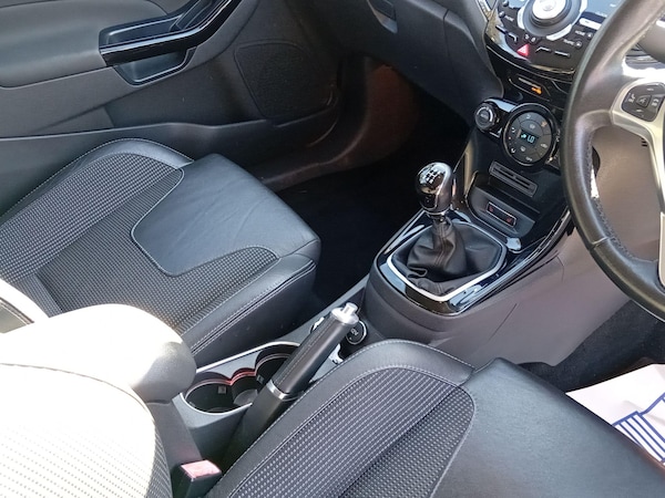 Used Ford Fiesta 2014 for sale - 76200112: Photo 29
