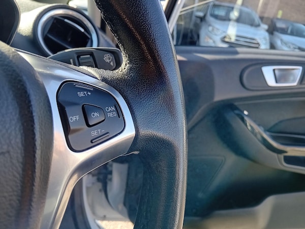 Used Ford Fiesta 2014 for sale - 76200112: Photo 43