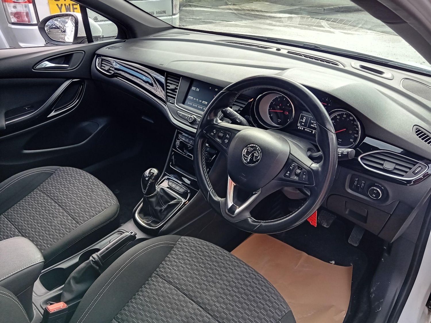 Used Vauxhall Astra 2017 for sale - 77784103: Photo 11