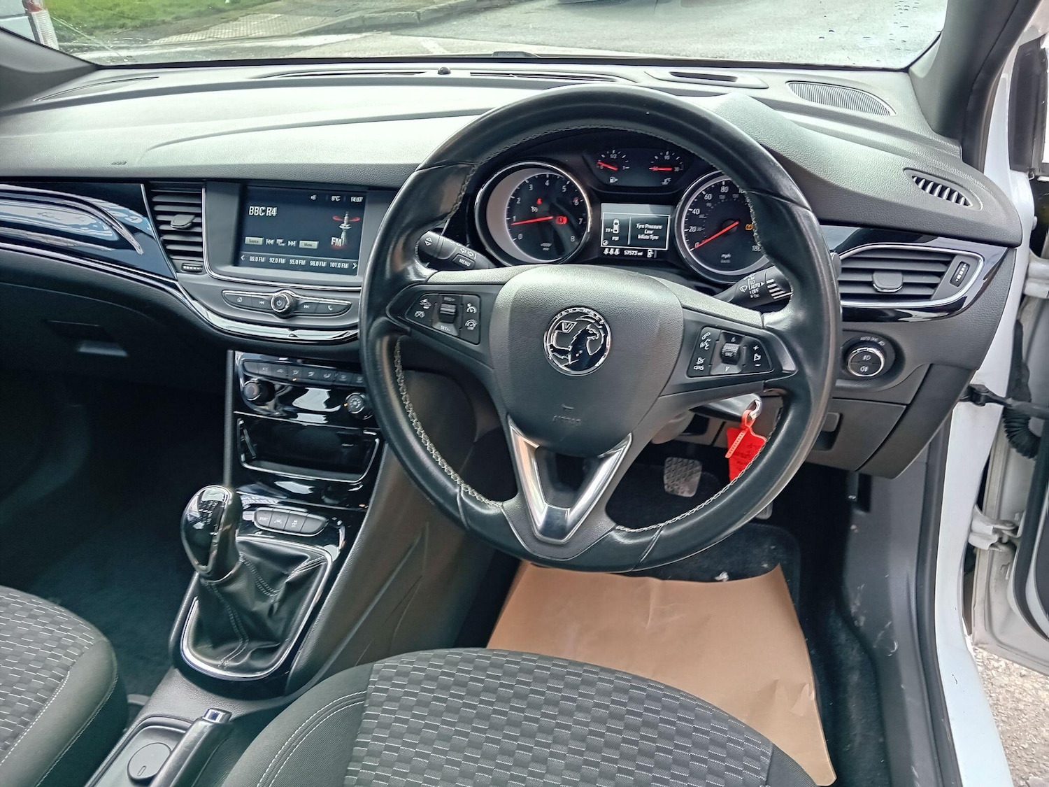 Used Vauxhall Astra 2017 for sale - 77784103: Photo 33