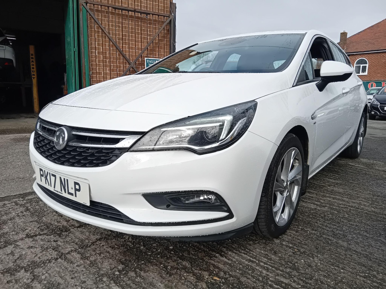 Used Vauxhall Astra 2017 for sale - 77784103: Photo 4