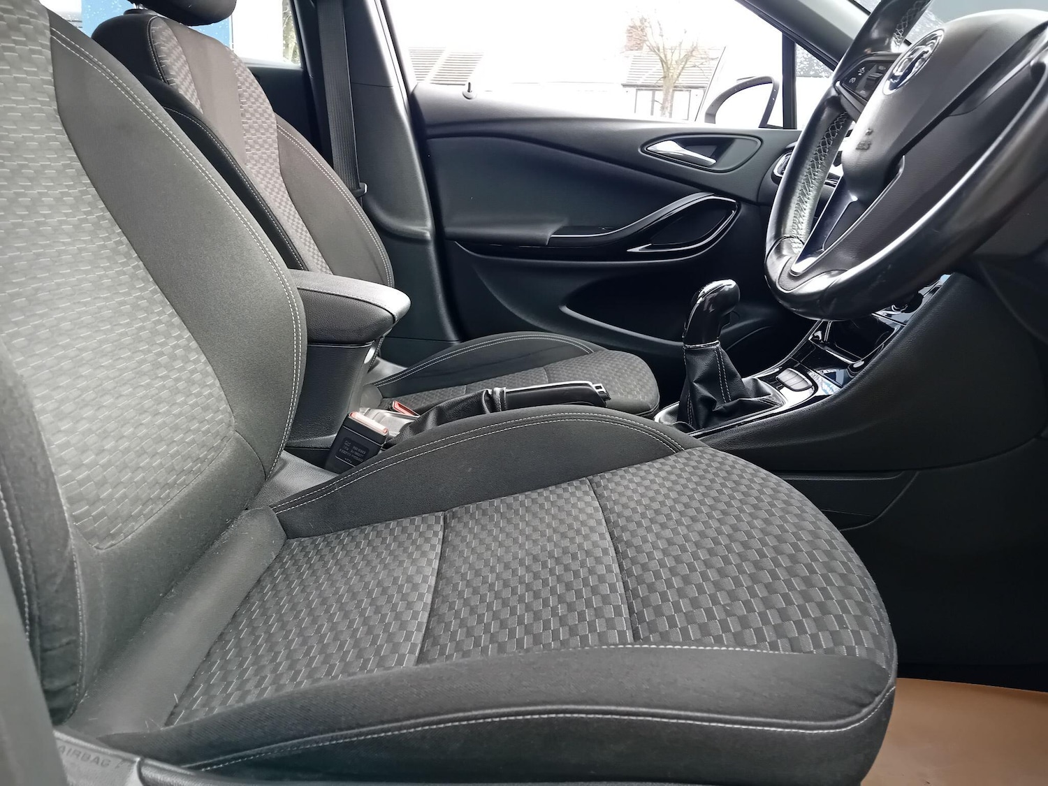 Used Vauxhall Astra 2017 for sale - 77784103: Photo 40