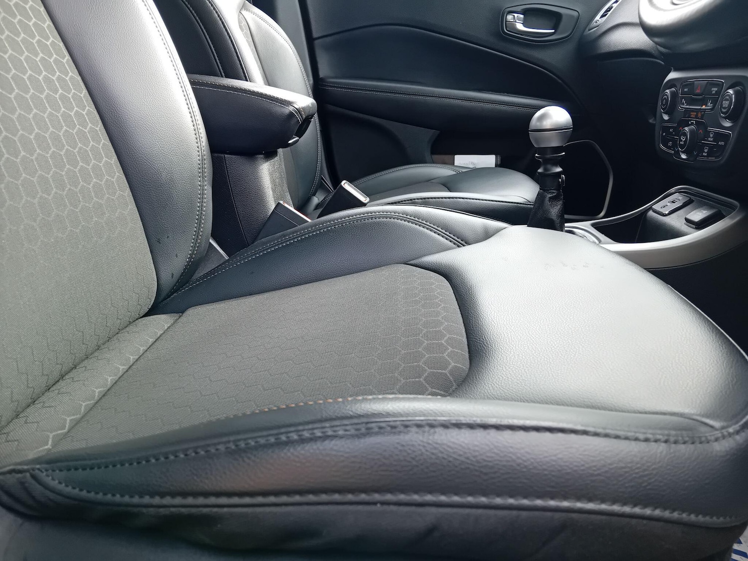 Used Jeep Compass 2018 for sale - 77784112: Photo 14