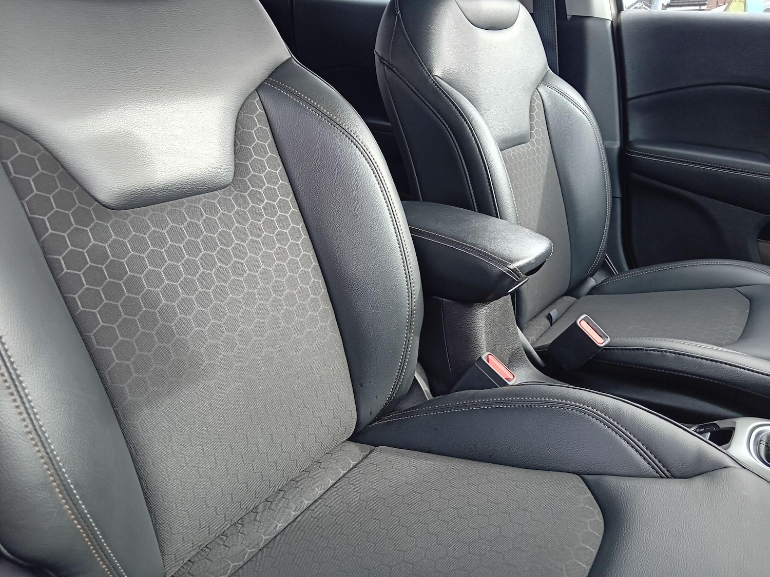 Used Jeep Compass 2018 for sale - 77784112: Photo 15