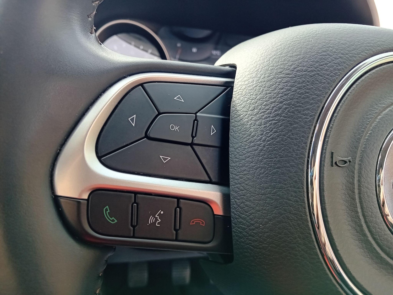 Used Jeep Compass 2018 for sale - 77784112: Photo 25