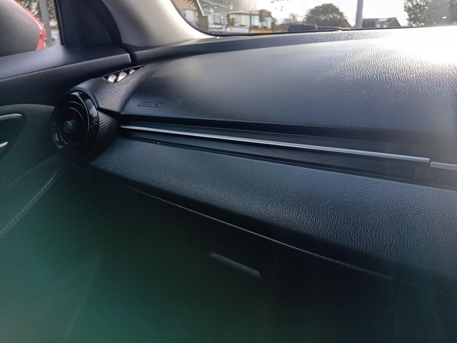 Used Mazda Mazda2 2015 for sale - 75940393: Photo 23