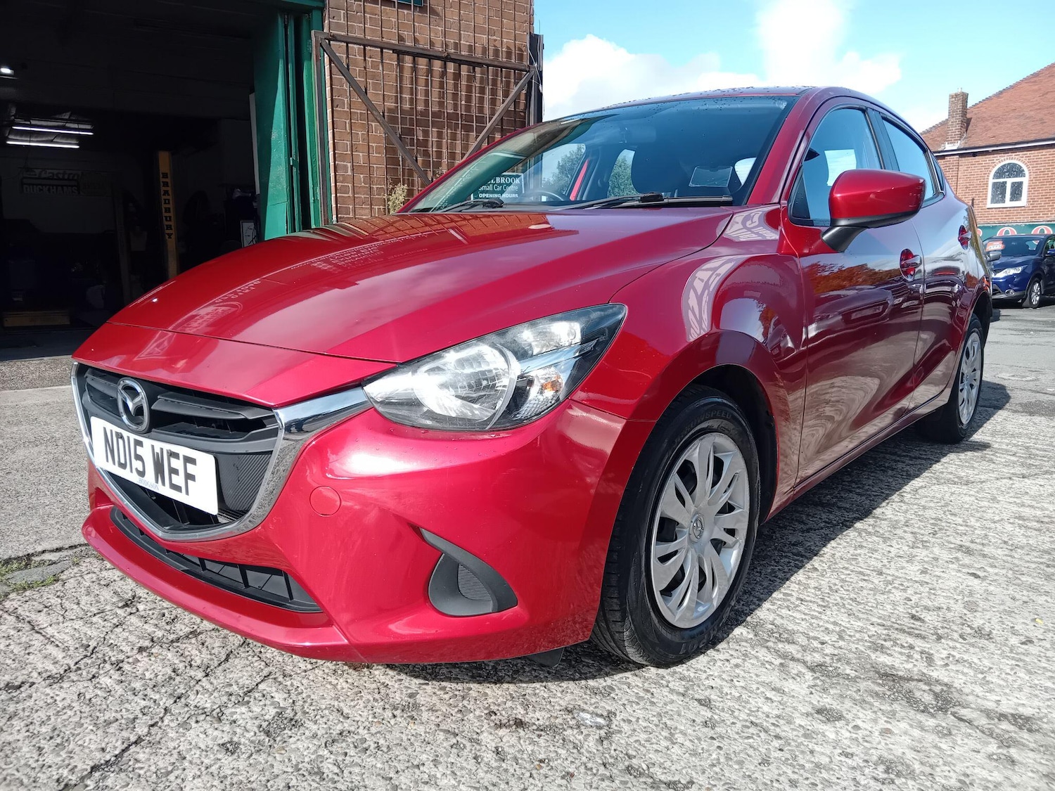 Used Mazda Mazda2 2015 for sale - 75940393: Photo 8