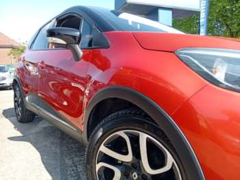 Used Renault Captur 2015 for sale - 74809990: Photo
