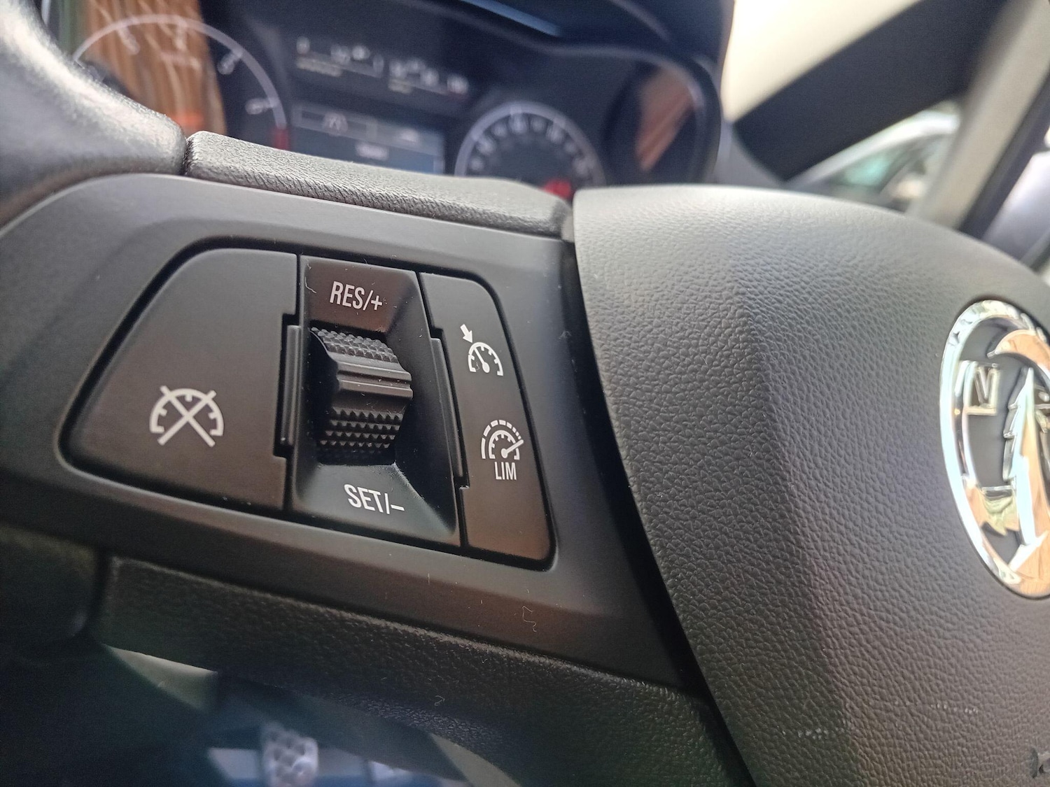 Used Vauxhall Corsa 2016 for sale - 77229710: Photo 23