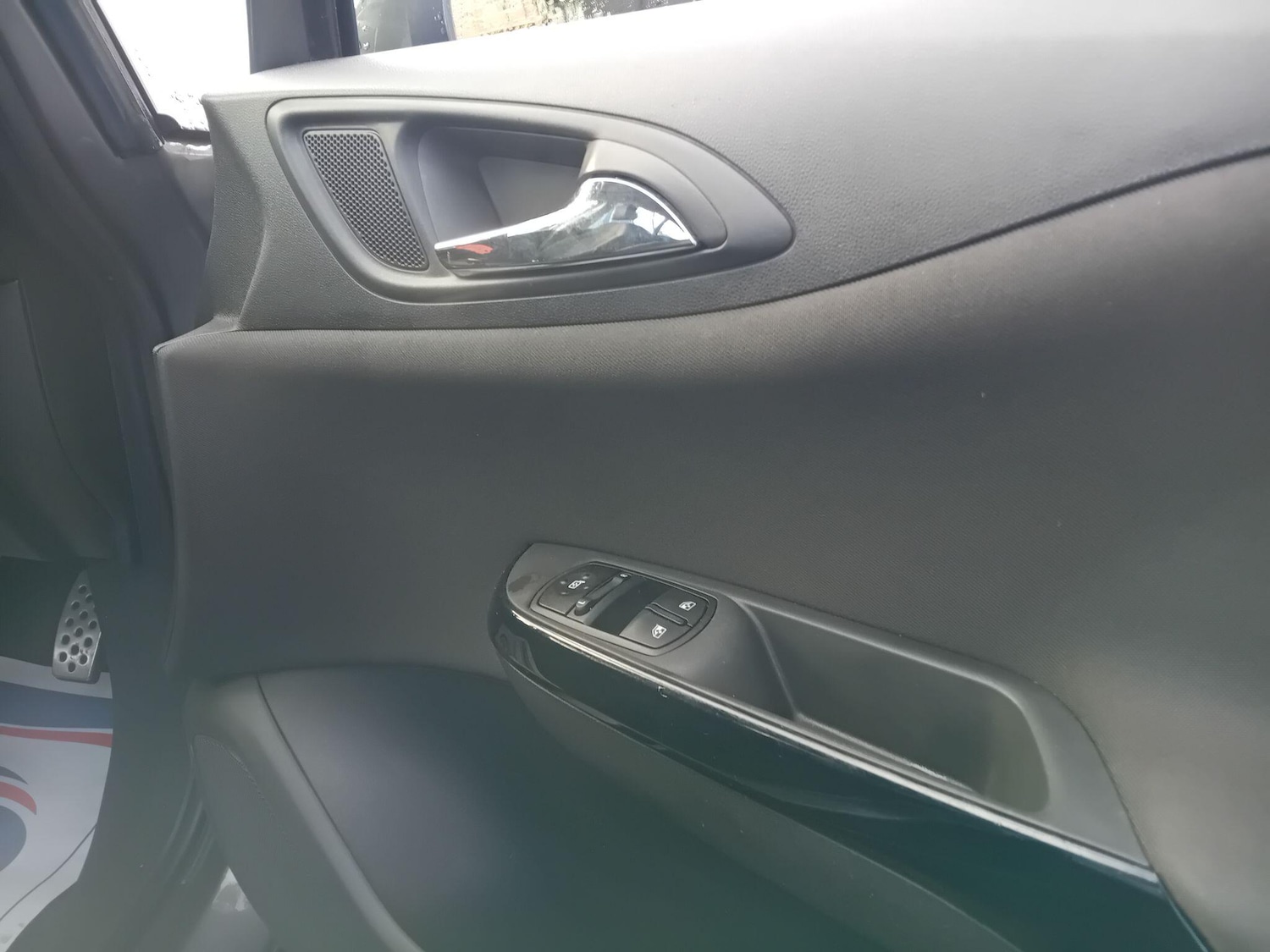 Used Vauxhall Corsa 2016 for sale - 77229710: Photo 36