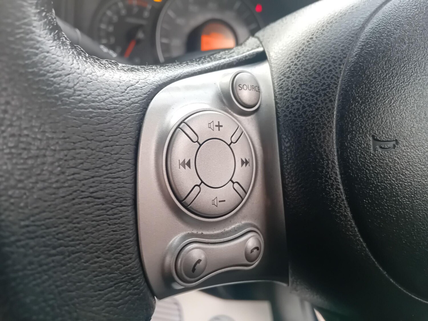 Used Nissan Micra 2016 for sale - 76657660: Photo 31