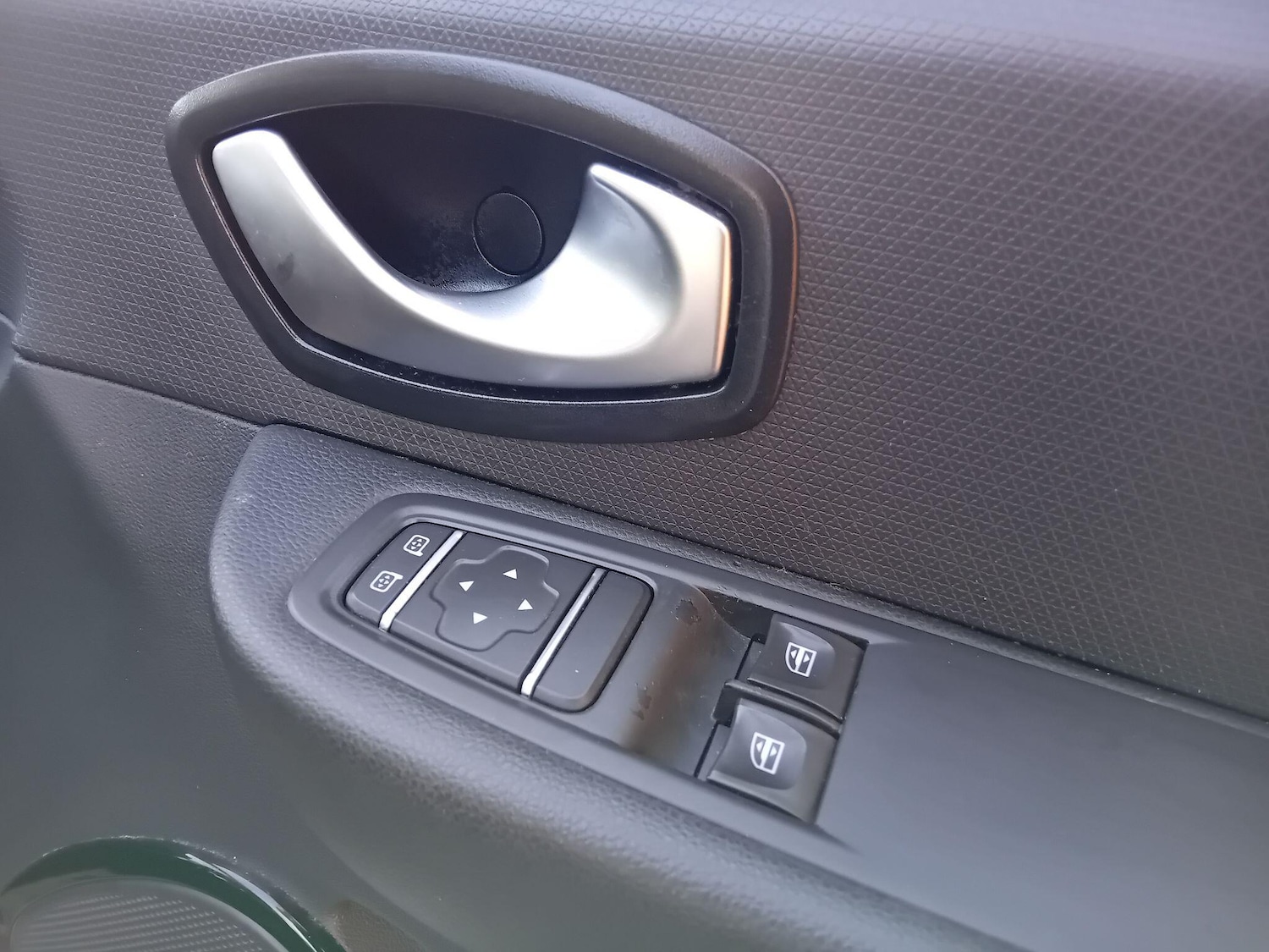 Used Renault Clio 2017 for sale - 76701617: Photo 13