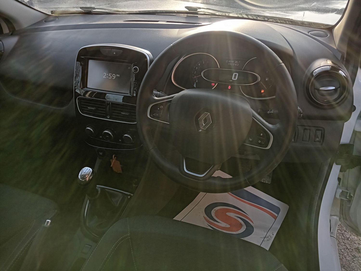 Used Renault Clio 2017 for sale - 76701617: Photo 40