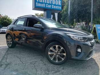 Used Kia Stonic 2018 for sale - 74861206: Photo