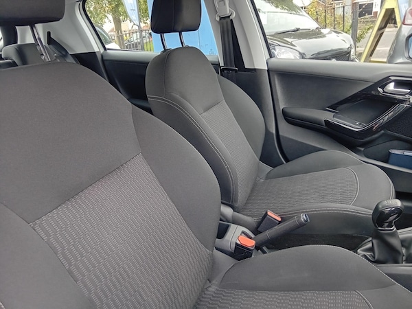 Used Peugeot 208 2017 for sale - 75362878: Photo 19