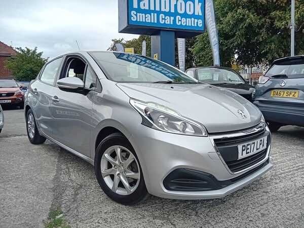 Used Peugeot 208 2017 for sale - 75362878: Photo 3