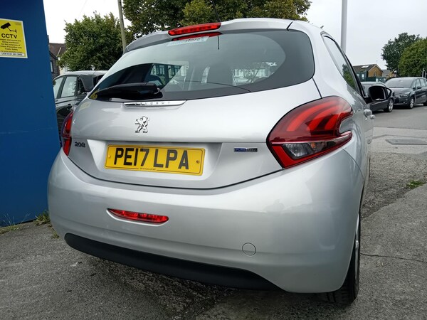 Used Peugeot 208 2017 for sale - 75362878: Photo 7