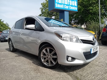 Used Toyota Yaris 2013 for sale - 78675345: Photo