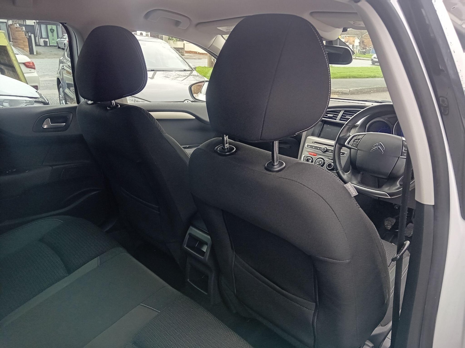 Used Citroen C4 2018 for sale - 76701877: Photo 7