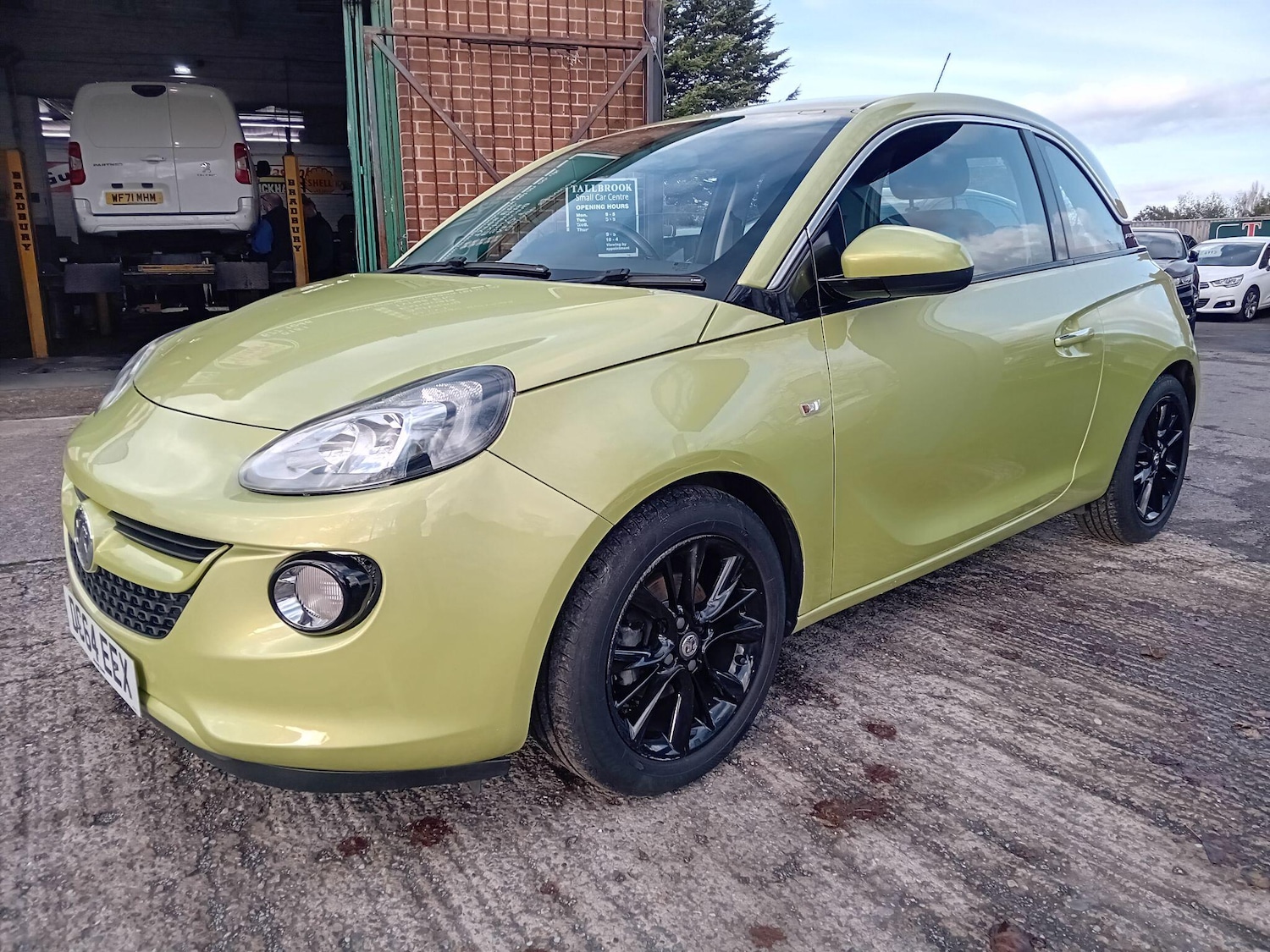 Used Vauxhall ADAM 2015 for sale - 76990656: Photo 13