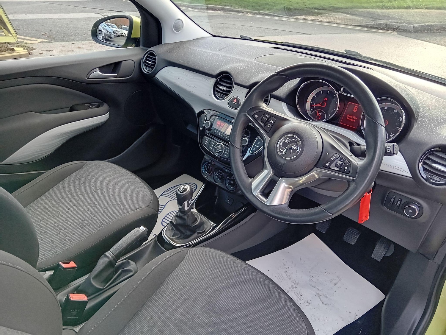 Used Vauxhall ADAM 2015 for sale - 76990656: Photo 17