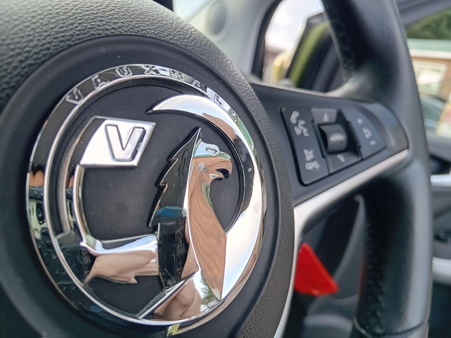 Used Vauxhall ADAM 2015 for sale - 76990656: Photo 25