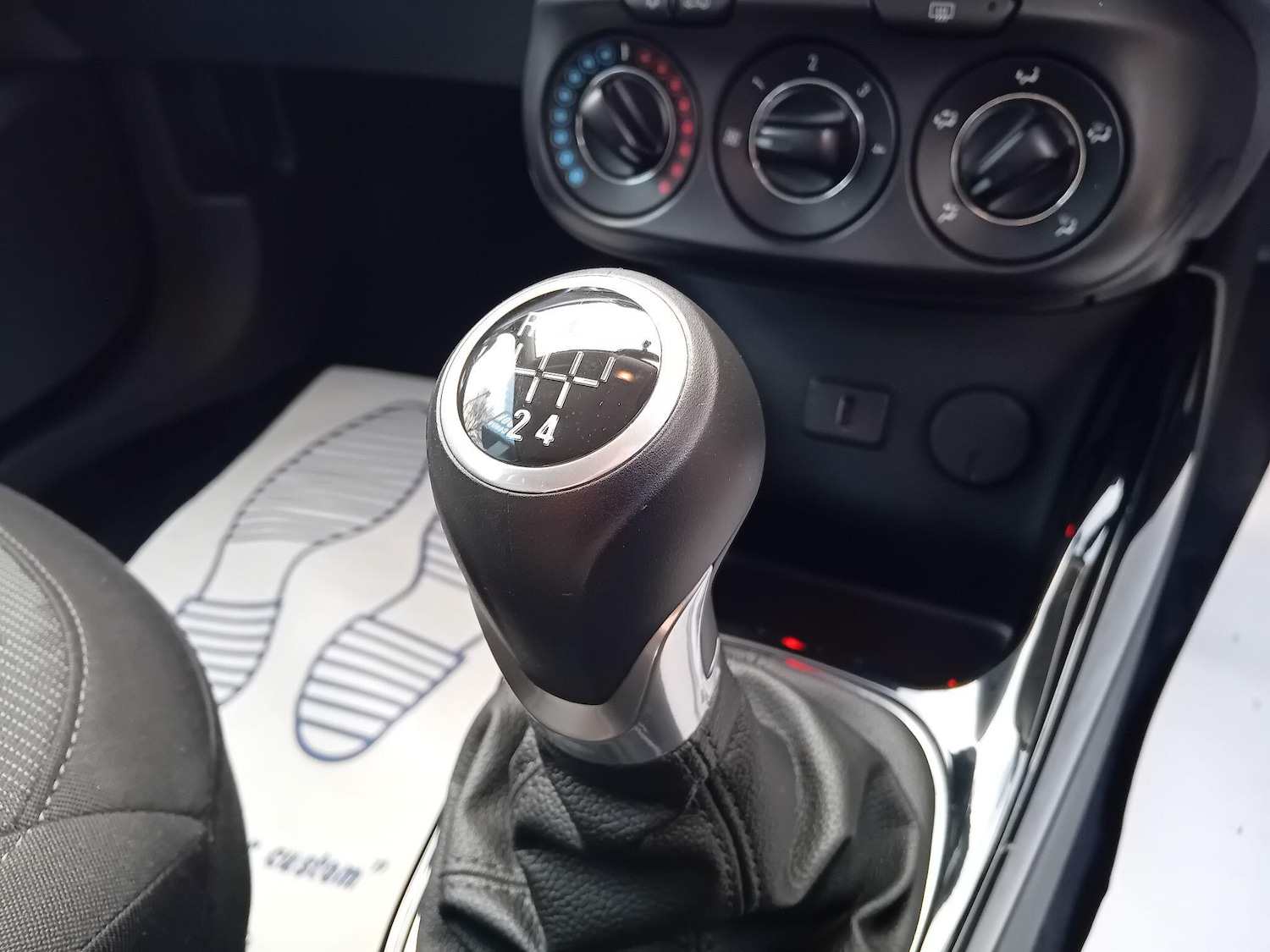 Used Vauxhall ADAM 2015 for sale - 76990656: Photo 31