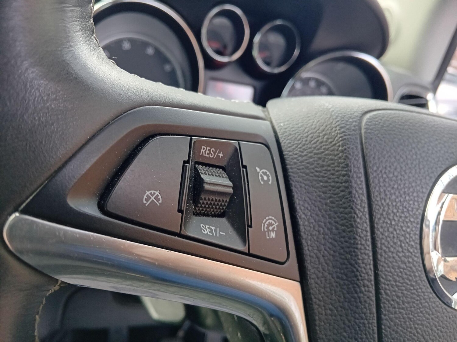 Used Vauxhall Mokka 2015 for sale - 76398492: Photo 28