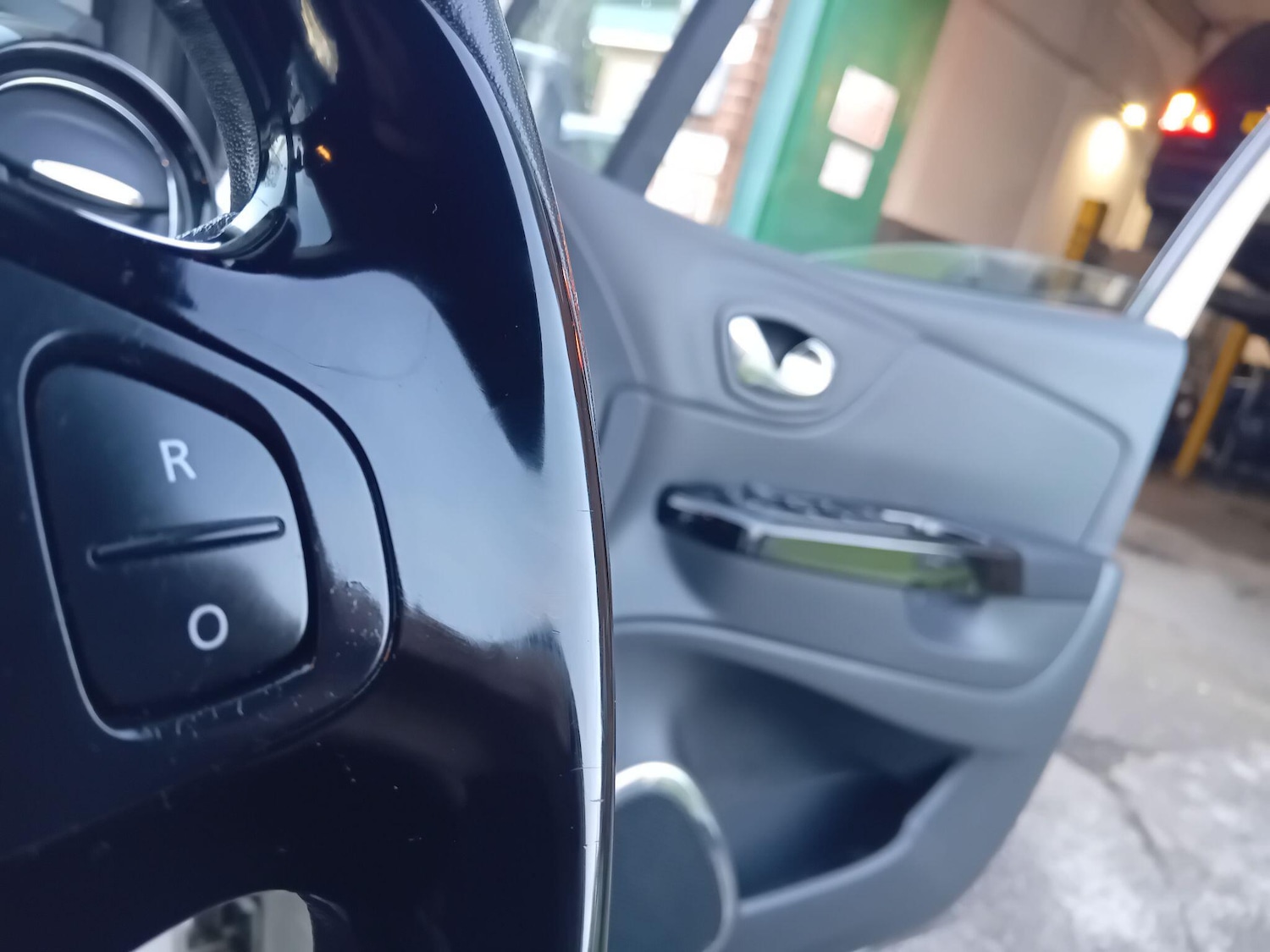 Used Renault Captur 2015 for sale - 76899045: Photo 19