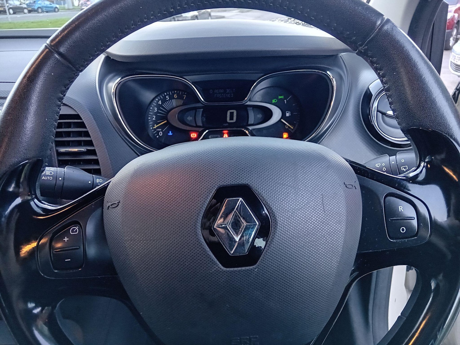 Used Renault Captur 2015 for sale - 76899045: Photo 31