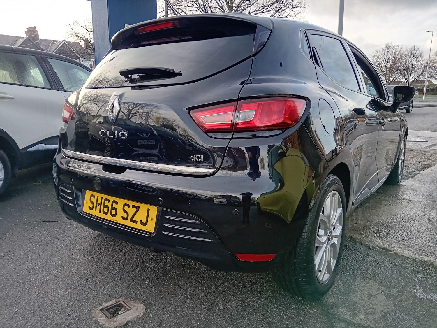 Used Renault Clio 2016 for sale - 76952249: Photo 11