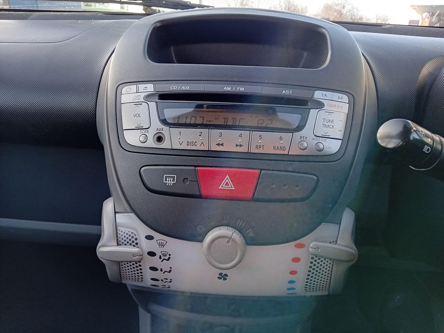 Used Peugeot 107 2010 for sale - 76899089: Photo 16