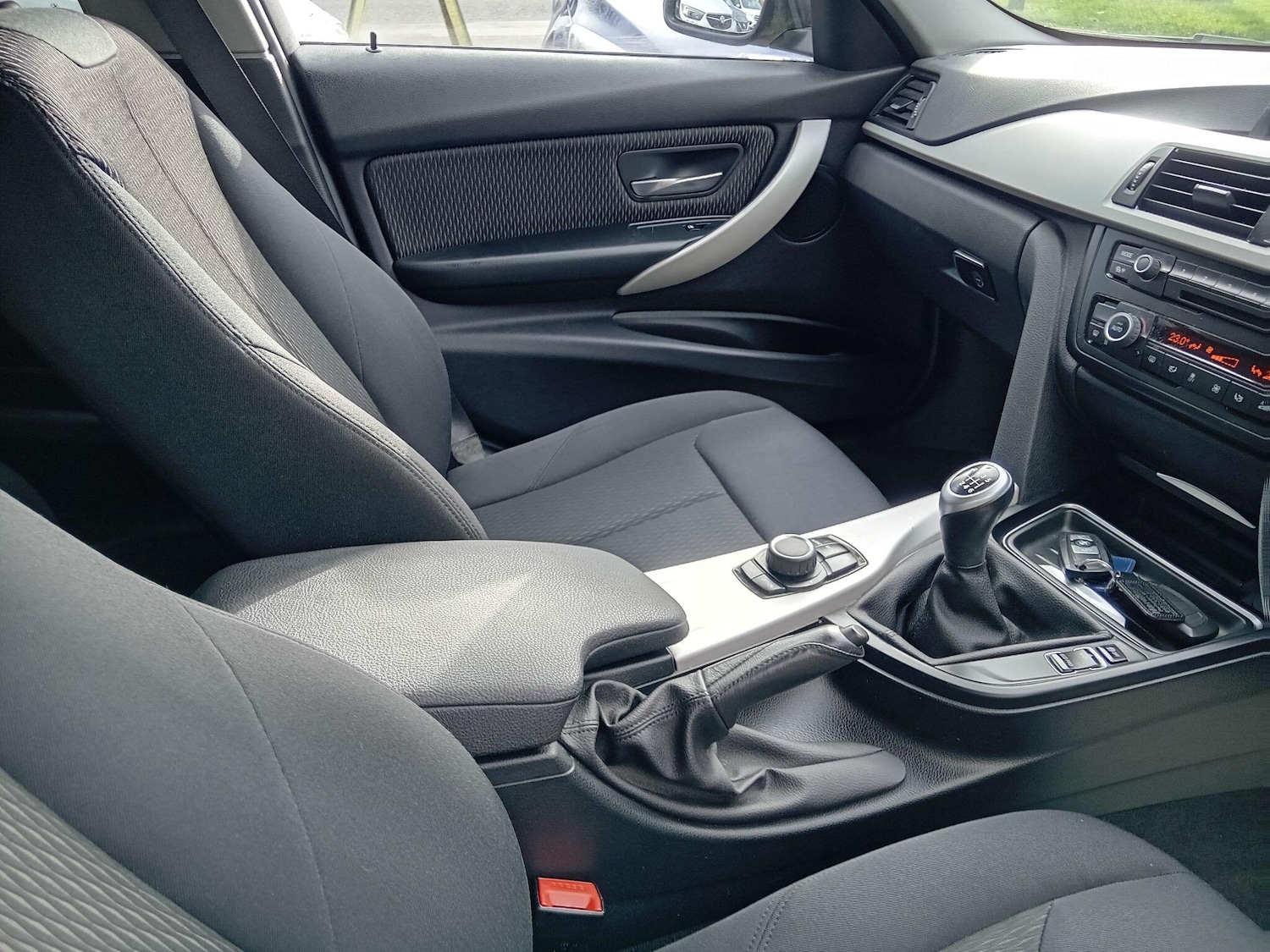 Used BMW 3 Series 2014 for sale - 76989879: Photo 22