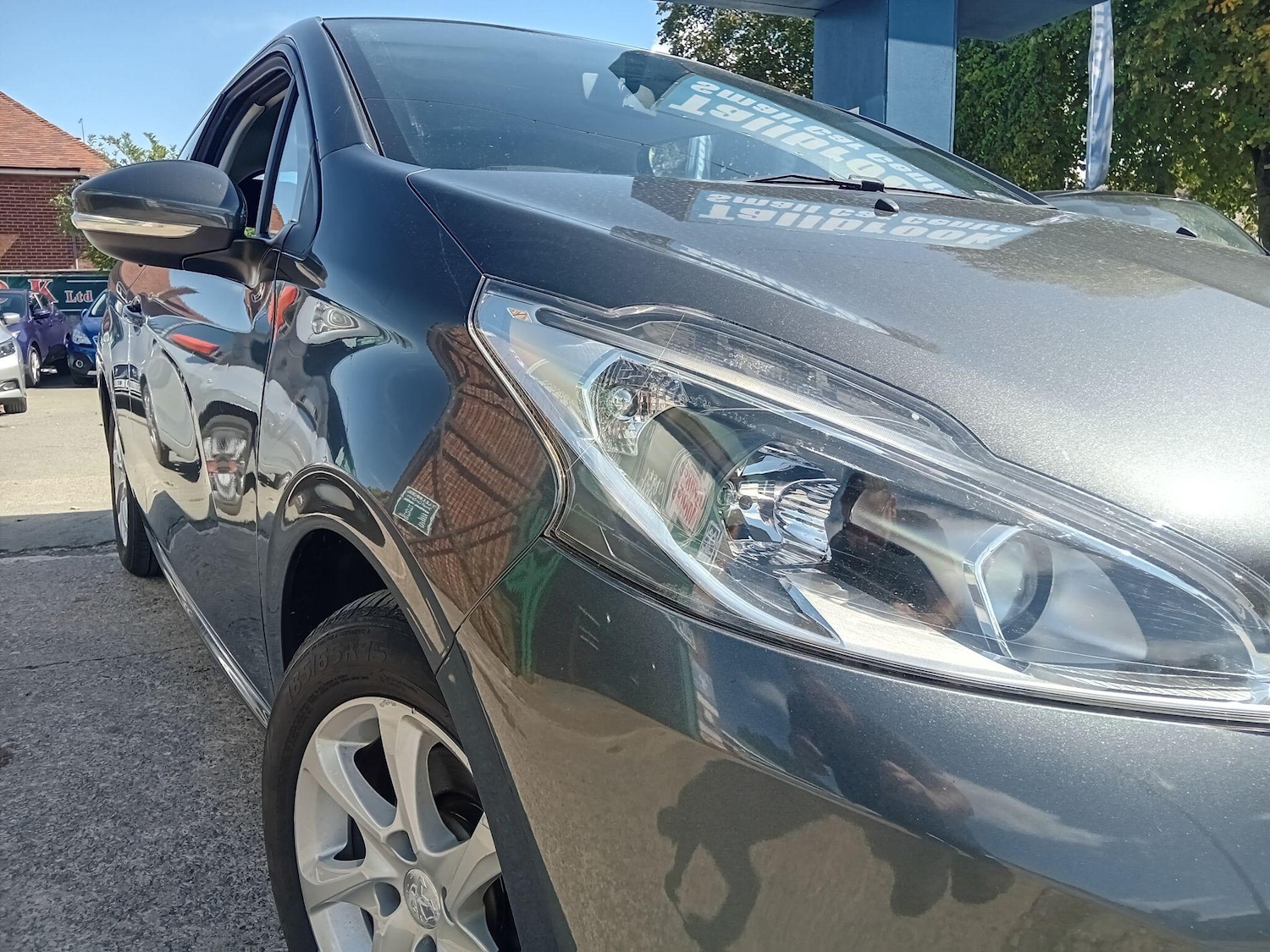 Vehicle 5