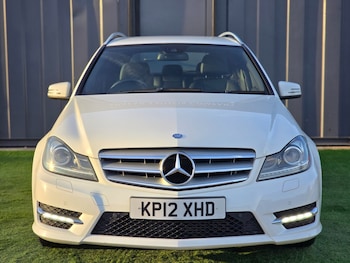 Used Mercedes-Benz C-Class 2012 for sale - 75973527: Photo
