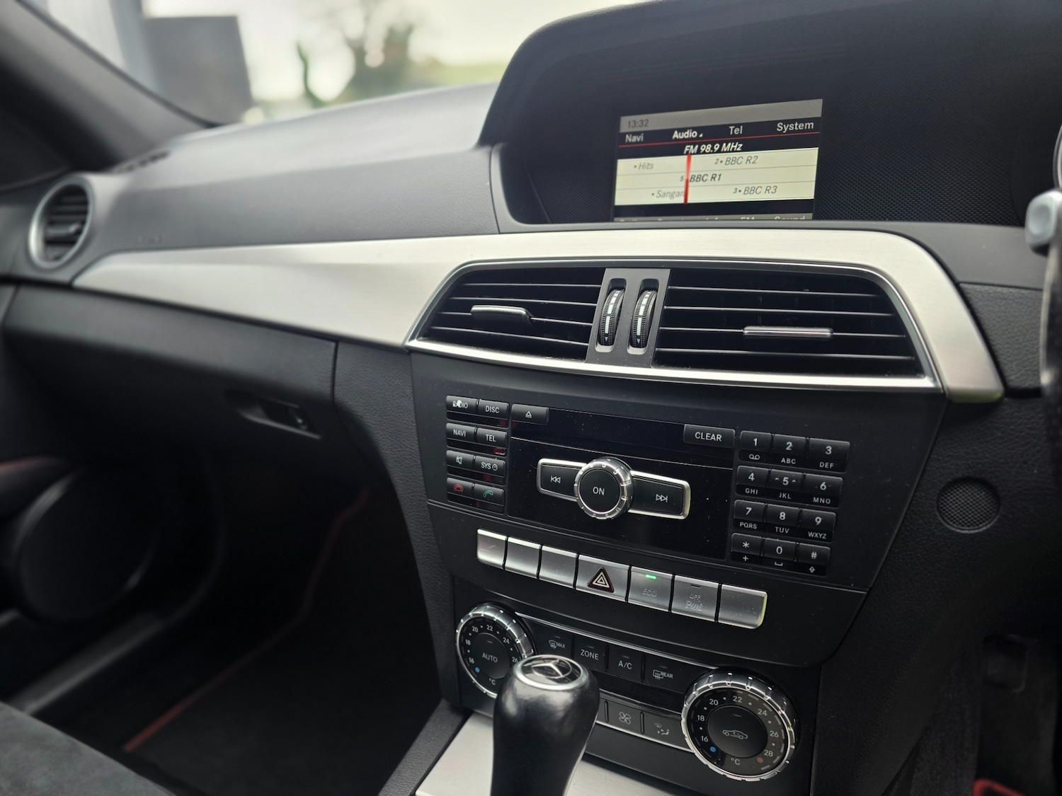 Used Mercedes-Benz C Class 2012 for sale - 77077633: Photo 24