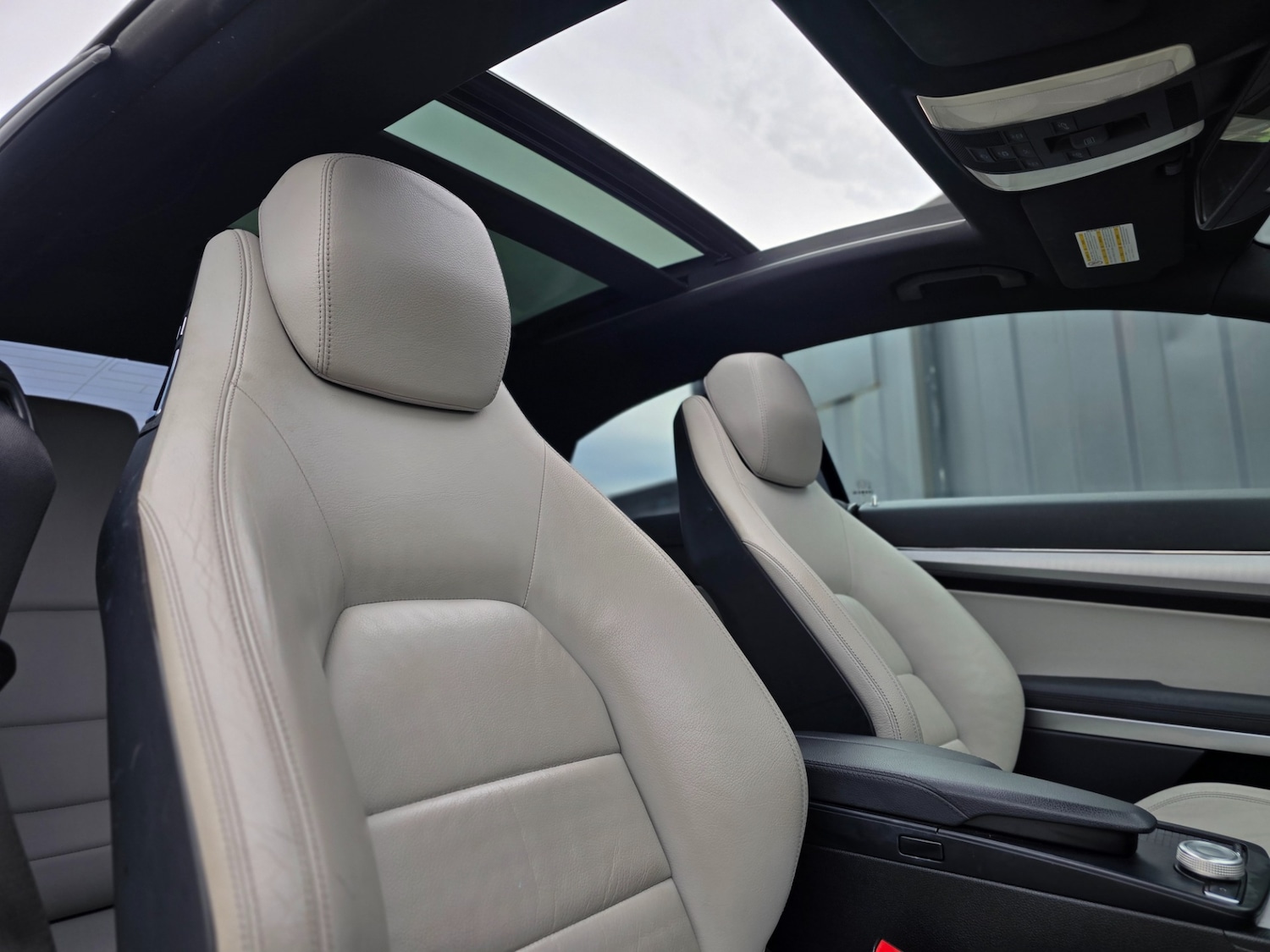 Used Mercedes-Benz E-Class 2012 for sale - 76149845: Photo 17