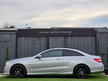 Used Mercedes-Benz E-Class 2012 for sale - 76149845: Photo 2