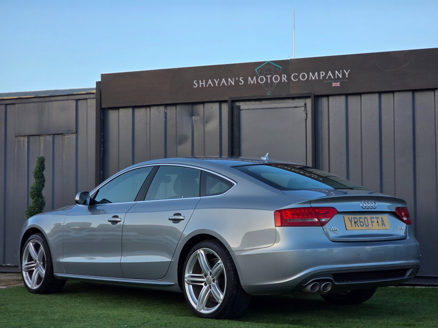 Used Audi A5 2010 for sale - 77077462: Photo 5