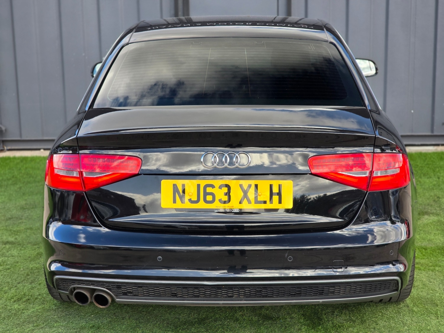 Vehicle 28